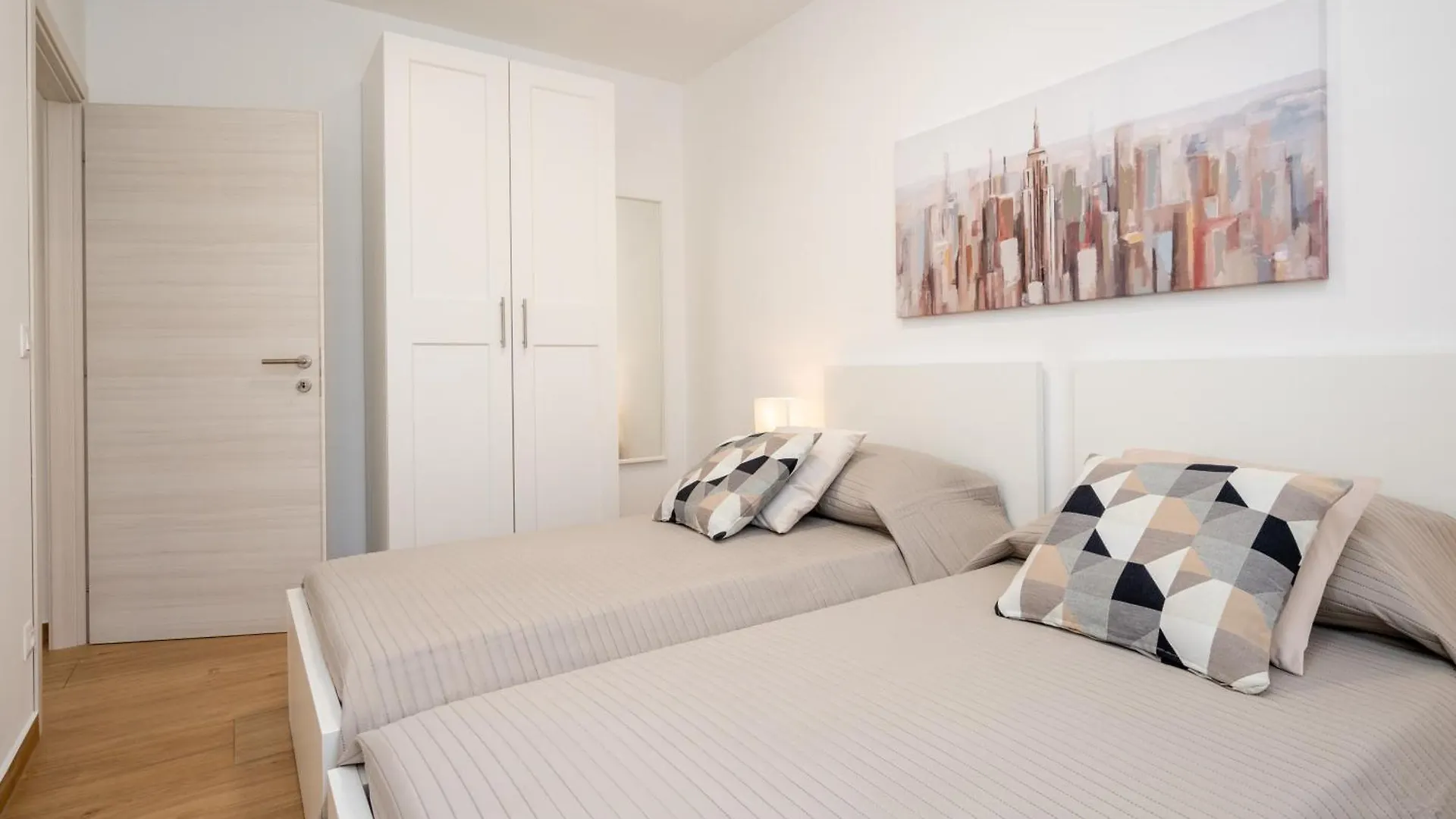 Apartment Sarana טרוגיר