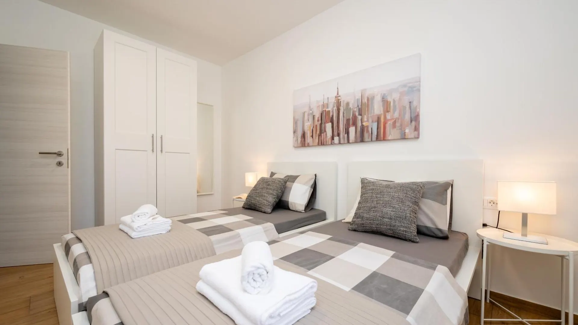Apartment Sarana טרוגיר 0*,  קרואטיה
