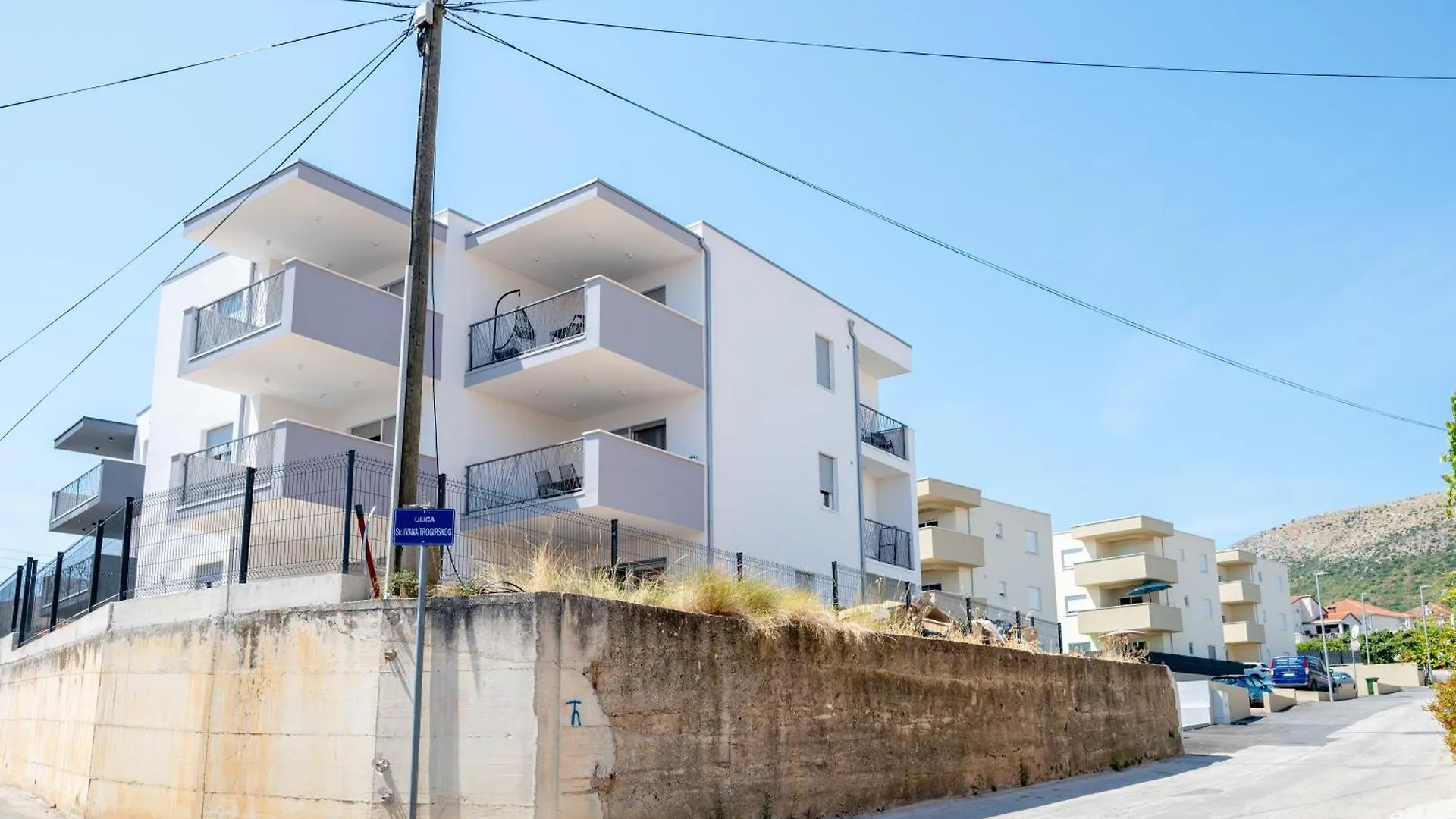 Apartment Sarana טרוגיר